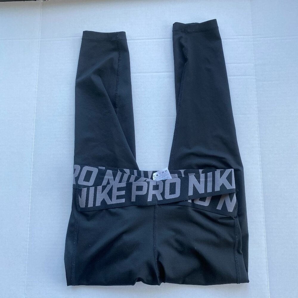 Nike Black Pro Training Leggings with Gray Logo Waistband